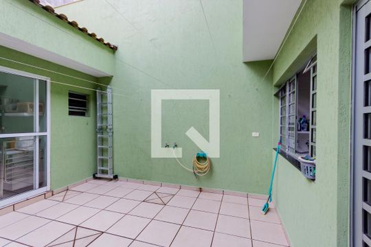 Quintal de casa à venda com 4 quartos, 320m² em Vila Alpina, Santo André