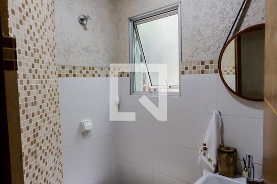Lavabo de casa à venda com 4 quartos, 320m² em Vila Alpina, Santo André