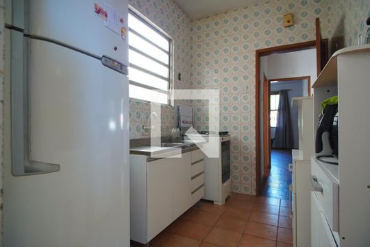 Cozinha de casa à venda com 3 quartos, 163m² em Santana, Porto Alegre