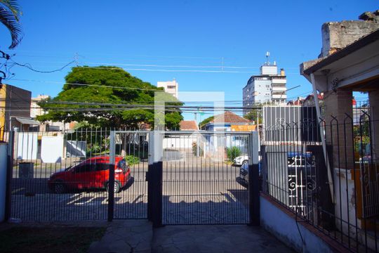 Quarto 1 _Vista de casa à venda com 3 quartos, 163m² em Santana, Porto Alegre
