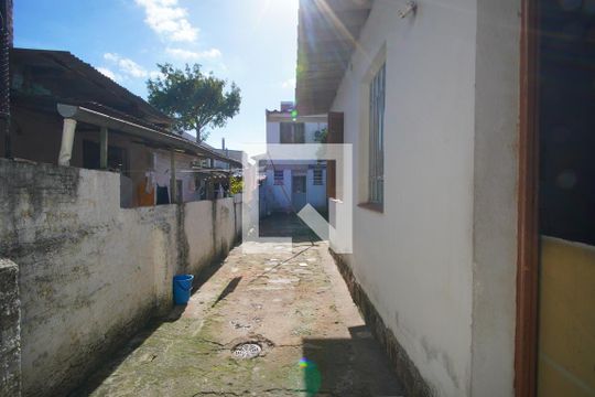 Quarto 2 _Vista de casa à venda com 3 quartos, 163m² em Santana, Porto Alegre