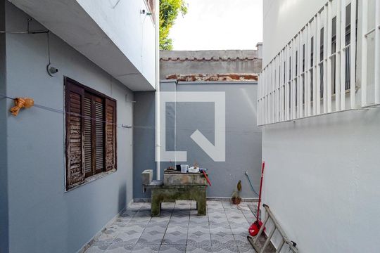 Quintal de casa à venda com 3 quartos, 500m² em Cidade Vargas, São Paulo