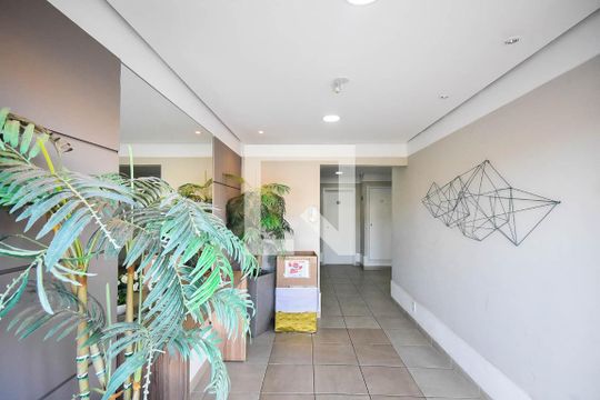 Hall social de apartamento à venda com 3 quartos, 89m² em Jardim Novo Taboão, São Paulo