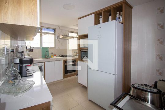 Cozinha de apartamento à venda com 3 quartos, 102m² em Tijuca, Rio de Janeiro