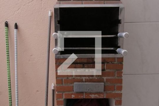Churrasqueira de casa à venda com 4 quartos, 158m² em Parque Boturussu, São Paulo