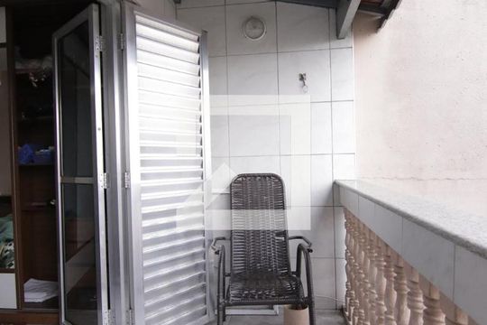Varanda de casa à venda com 4 quartos, 158m² em Parque Boturussu, São Paulo