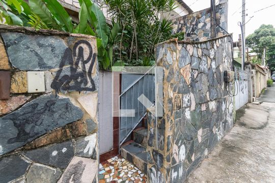 Fachada da entrada de apartamento para alugar com 3 quartos, 111m² em Penha, Rio de Janeiro