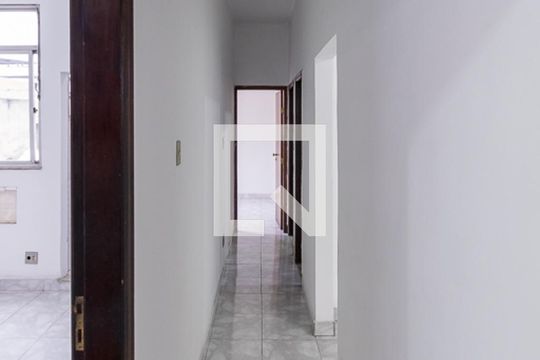 Corredor de apartamento para alugar com 3 quartos, 111m² em Penha, Rio de Janeiro