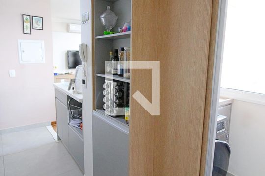 Cozinha de apartamento à venda com 2 quartos, 57m² em Paraíso do Morumbi, São Paulo