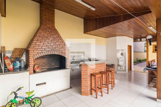 Churrasqueira de casa para alugar com 5 quartos, 800m² em Jardim Bela Vista, Santo André