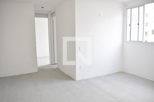 Sala de apartamento para alugar com 2 quartos, 41m² em Campo Grande, Rio de Janeiro