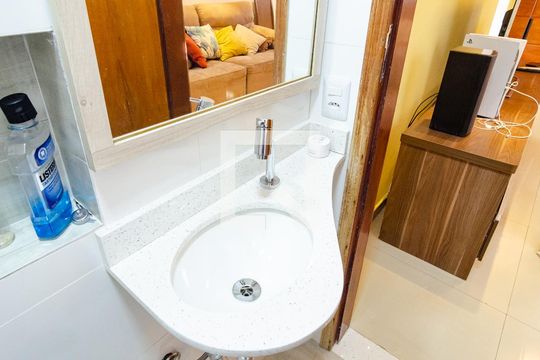 Lavabo de casa de condomínio à venda com 3 quartos, 76m² em Jardim Oriental, São Paulo
