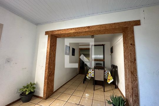 Sala de casa à venda com 3 quartos, 150m² em Guarani, Novo Hamburgo