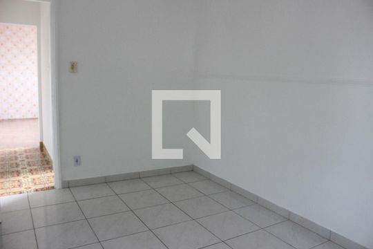 Apartamento para alugar com 2 quartos, 90m² em Vila Valença, São Vicente