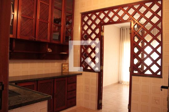 Cozinha de casa à venda com 3 quartos, 281m² em Vila Industrial (campinas), Campinas