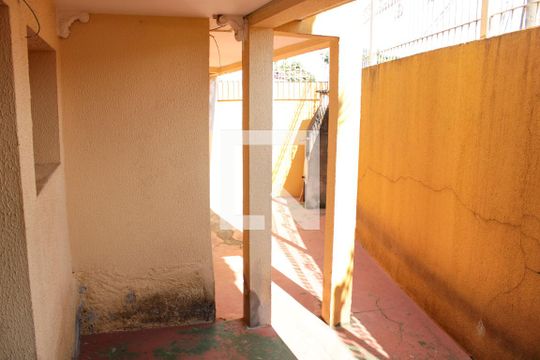 Área externa de casa à venda com 3 quartos, 281m² em Vila Industrial (campinas), Campinas