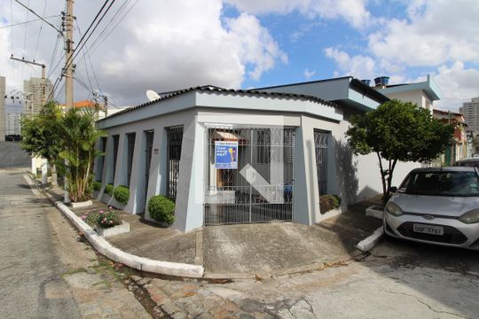 Fachada de casa à venda com 5 quartos, 182m² em Vila Prudente, São Paulo