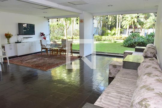 Apartamento à venda com 2 quartos, 65m² em Vila Sao Paulo, São Paulo