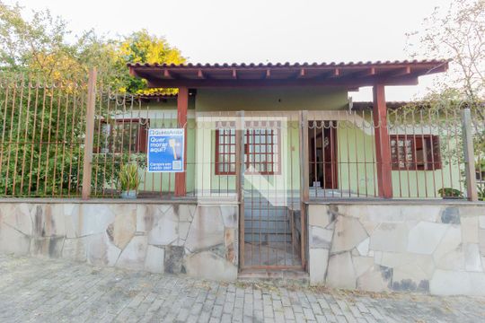 Fachada de casa à venda com 3 quartos, 250m² em Mauá, Novo Hamburgo