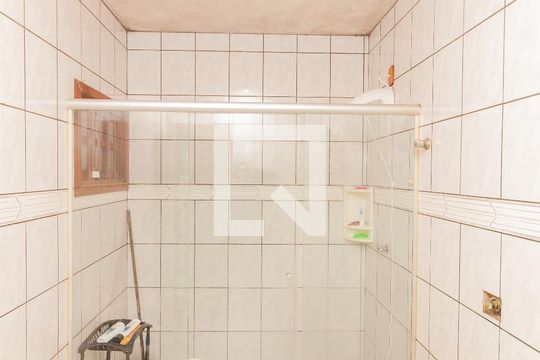 Banheiro 1 de casa à venda com 3 quartos, 250m² em Mauá, Novo Hamburgo