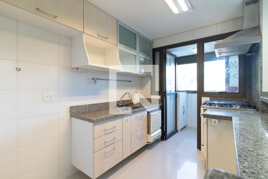 Cozinha e Área de Serviço de apartamento à venda com 3 quartos, 120m² em Tristeza, Porto Alegre