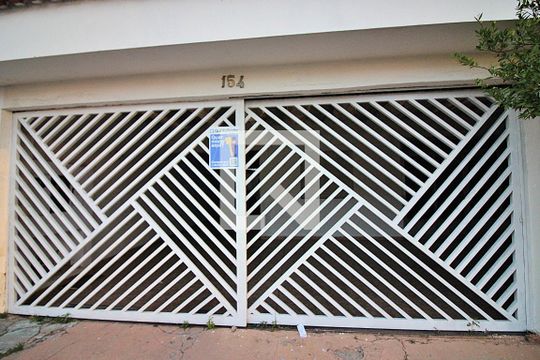 Fachada  de casa à venda com 4 quartos, 215m² em Vila Danubio, São Bernardo do Campo
