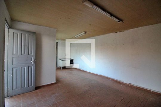 Edícula  de casa à venda com 4 quartos, 215m² em Vila Danubio, São Bernardo do Campo
