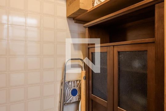 Quarto de Serviço de apartamento à venda com 2 quartos, 82m² em Floresta, Porto Alegre