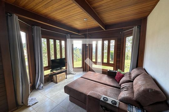 Sala de casa de condomínio à venda com 3 quartos, 132m² em Villa Bella, Itabirito