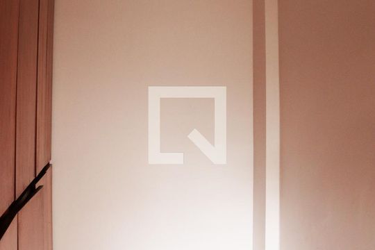 Quarto de Serviço de apartamento para alugar com 2 quartos, 82m² em Consolação, São Paulo