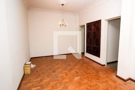 Sala de apartamento à venda com 2 quartos, 109m² em Centro, Belo Horizonte