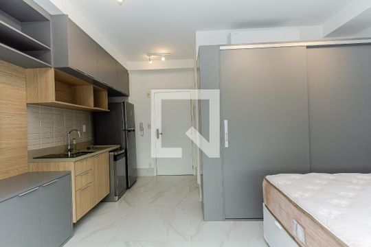 Studio de kitnet/studio à venda com 1 quarto, 36m² em Indianópolis, São Paulo