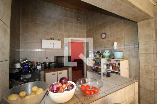 Cozinha de casa à venda com 3 quartos, 300m² em Vila Santa Maria, São Paulo
