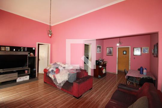 Casa à venda com 3 quartos, 300m² em Vila Santa Maria, São Paulo