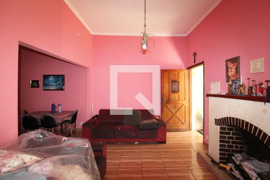 Sala de casa à venda com 3 quartos, 300m² em Vila Santa Maria, São Paulo