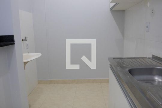 Cozinha e Área de Serviço de apartamento para alugar com 2 quartos, 58m² em Varjão, Brasília