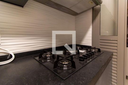 Cozinha de apartamento para alugar com 3 quartos, 114m² em Vila Carrão, São Paulo