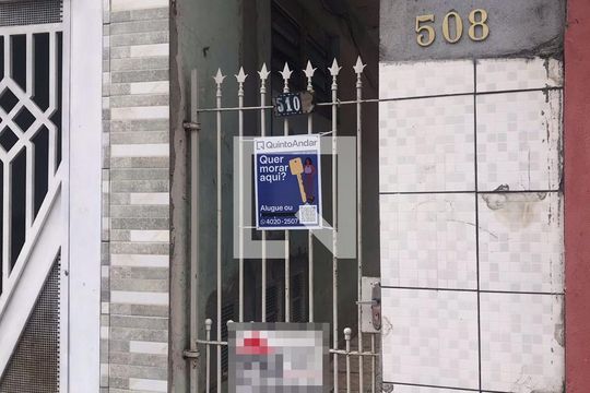Fachada  de casa para alugar com 1 quarto, 29m² em Parque Boturussu, São Paulo