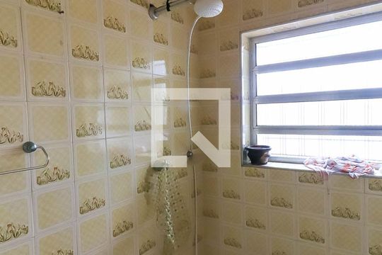 Banheiro 2 de casa à venda com 4 quartos, 160m² em Jardim Monte Kemel, São Paulo