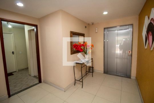 Apartamento à venda com 1 quarto, 50m² em Olaria, Rio de Janeiro