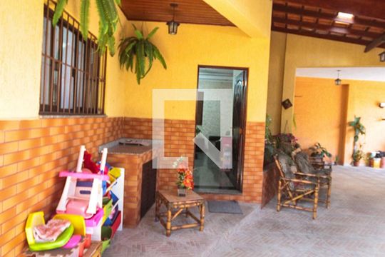 Garagem de casa à venda com 3 quartos, 220m² em Quinta da Paineira, São Paulo