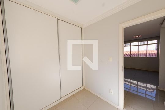 Quarto 1 de apartamento à venda com 3 quartos, 70m² em Vila Ermelinda, Belo Horizonte