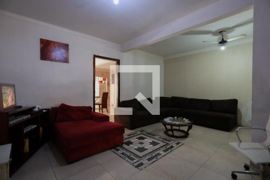 Sala de estar de casa para alugar com 3 quartos, 370m² em Santana, São Paulo