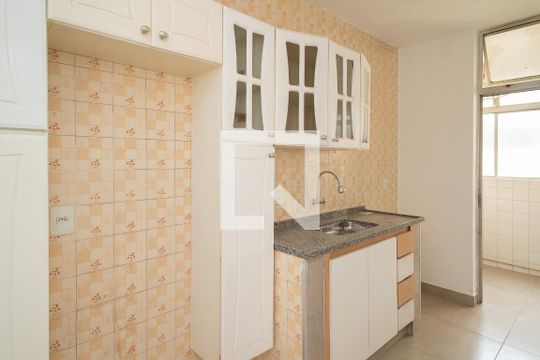 Cozinha  de apartamento para alugar com 2 quartos, 64m² em Parque Terra Nova, São Bernardo do Campo
