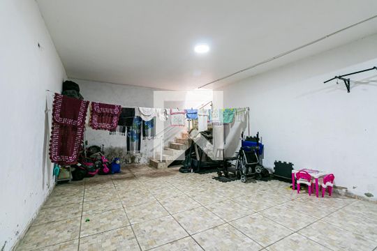 Garagem de casa de condomínio para alugar com 3 quartos, 145m² em Chácara Seis de Outubro, São Paulo