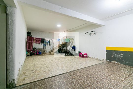 Garagem de casa de condomínio para alugar com 3 quartos, 145m² em Chácara Seis de Outubro, São Paulo