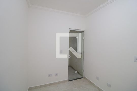Quarto 2 de apartamento para alugar com 2 quartos, 45m² em Jardim Santa Teresinha, São Paulo