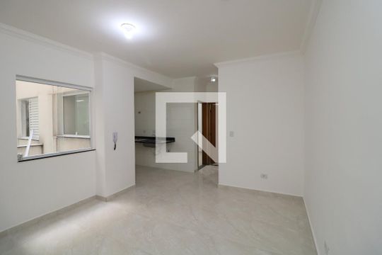 Sala de apartamento para alugar com 2 quartos, 45m² em Jardim Santa Teresinha, São Paulo