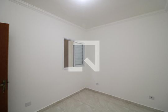 Quarto de apartamento para alugar com 2 quartos, 45m² em Jardim Santa Teresinha, São Paulo