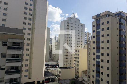 Vista da Sacada de kitnet/studio à venda com 1 quarto, 20m² em Bela Vista, São Paulo